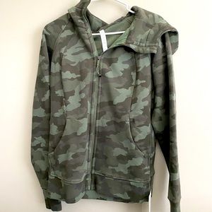 Lululemon scuba zip up hoodie size 12